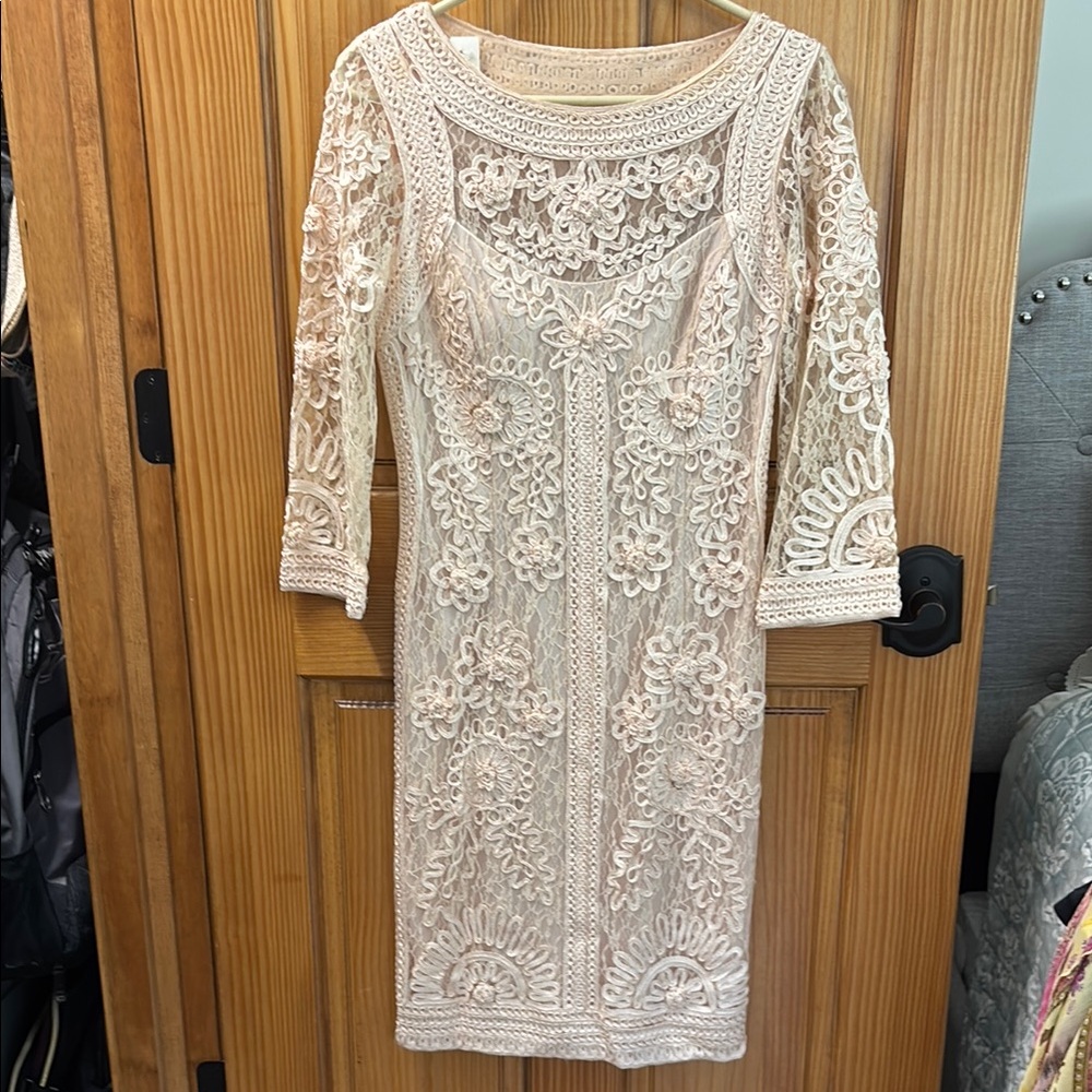 Sue Wong Cream Floral Lace Long Sleeve Dress